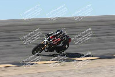 media/Oct-13-2025-Moto Forza (Mon) [[a66d839500]]/3-B Group/Session 2 (Bowl)/